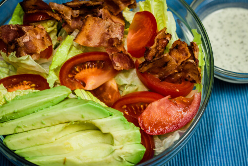 Salade Bacon Laitue Tomate Avocat